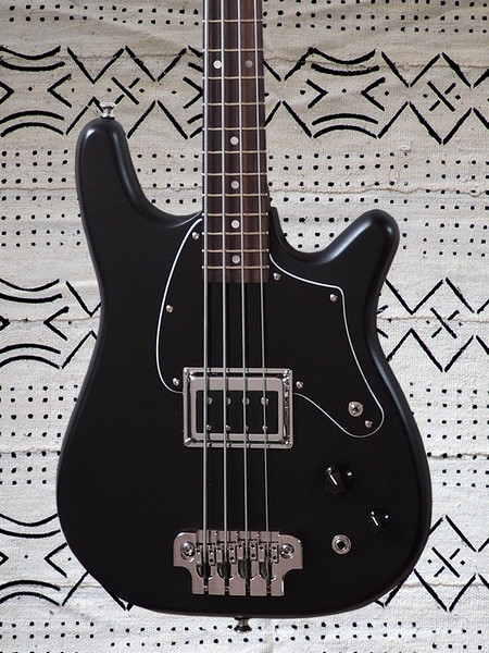 Chicago on sale bass guitar